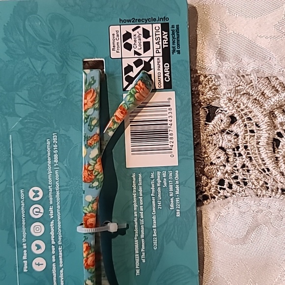 ⭐The Pioneer Woman Blue Light Screen Protection Glasses Protective Case Included - Picture 12 of 13